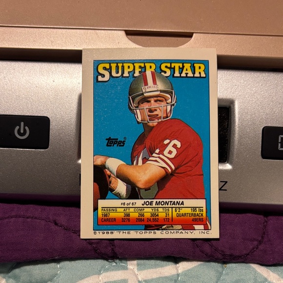 Topps Super Star Football Card with Red and Blue - Picture 1 of 4